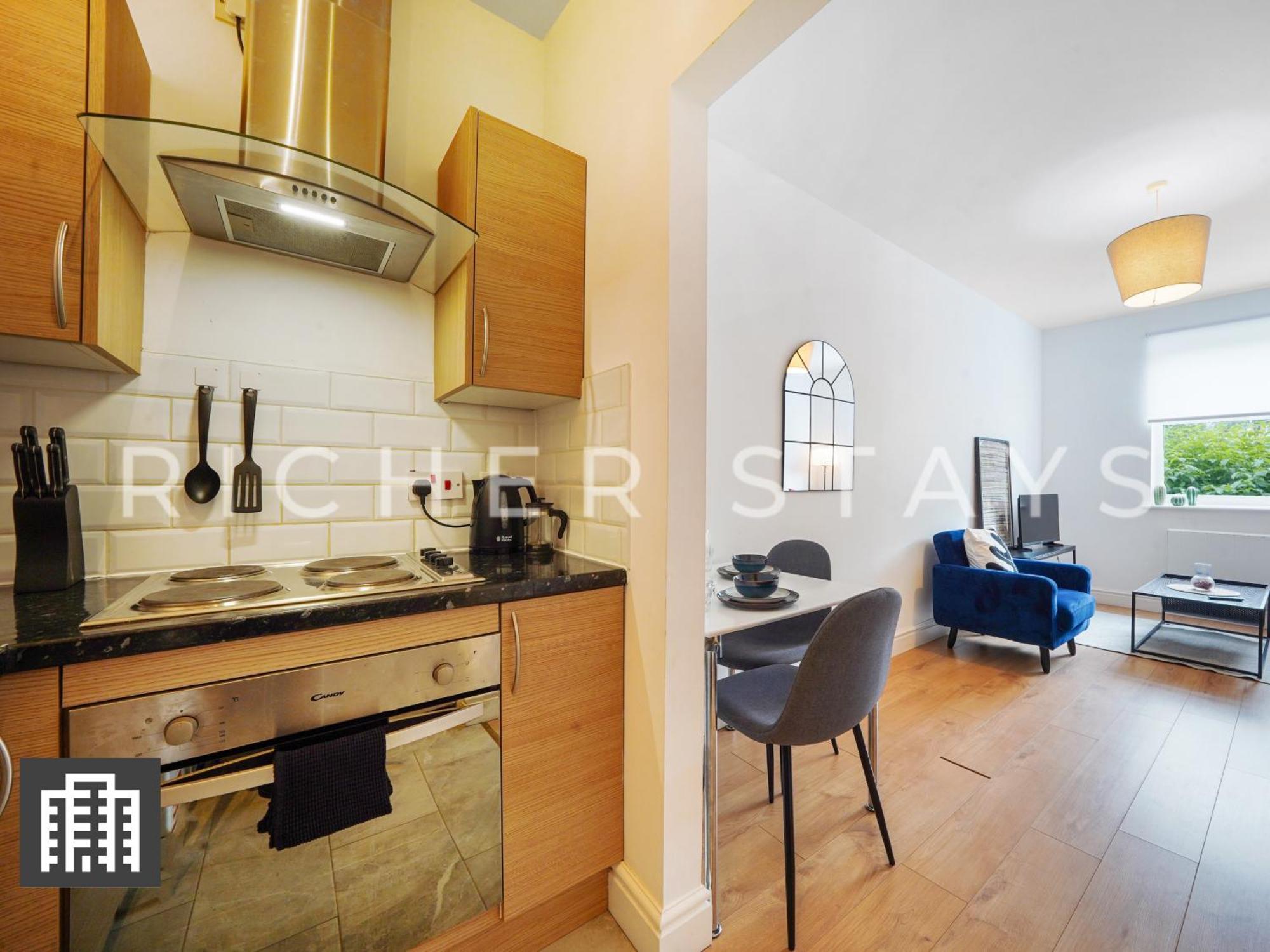 Stylish Canary Wharf Apt, Corporates And Tourists 런던 외부 사진